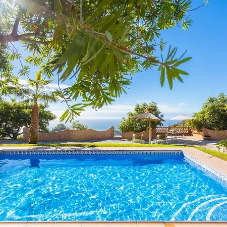 Bonifacio 2 Villa